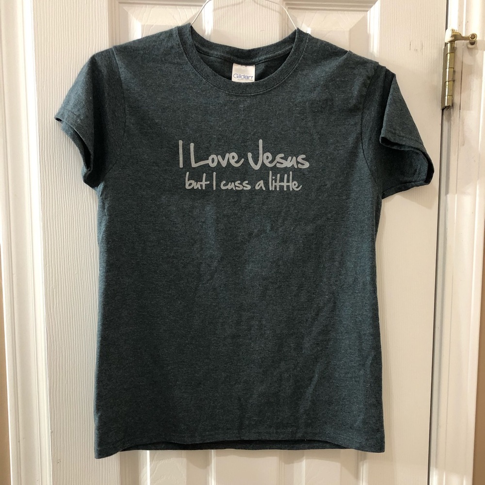 Women’s small graphic t-shirt